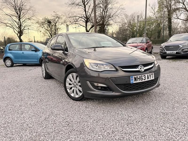 Used Vauxhall Astra Elite 2014 Grey Hatchback