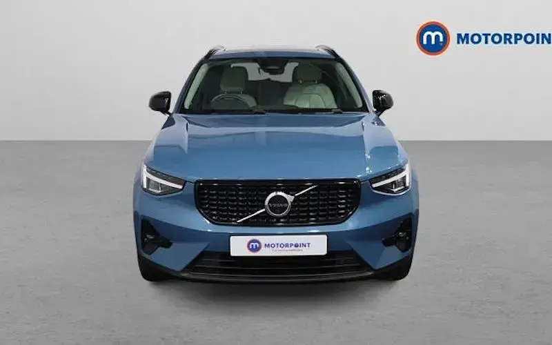 Used Volvo XC40 Ultimate 197 HP (144 kW) 2022 Blue SUV