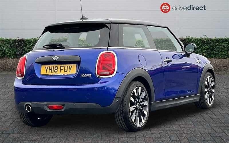 Used Mini Cooper Hatch 136 HP (100 kW) 2018 Blue Hatchback