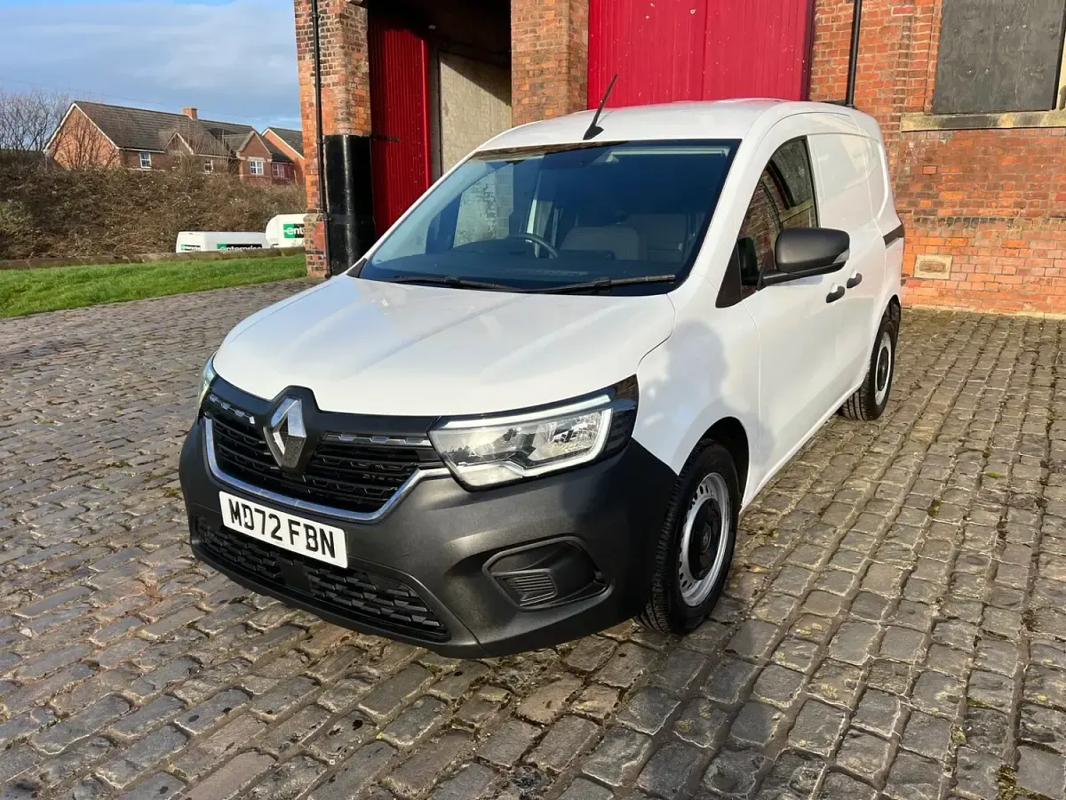 Used Renault Kangoo 2022 White MPV