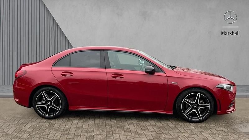 Used Mercedes A180 Executive 136 HP (100 kW) 2022 Red