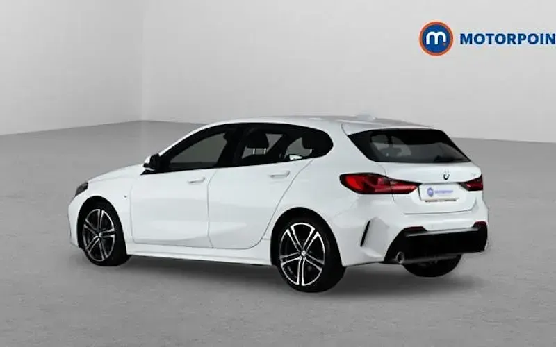 Used BMW 118 M Sport 136 HP (100 kW) 2023 White Hatchback