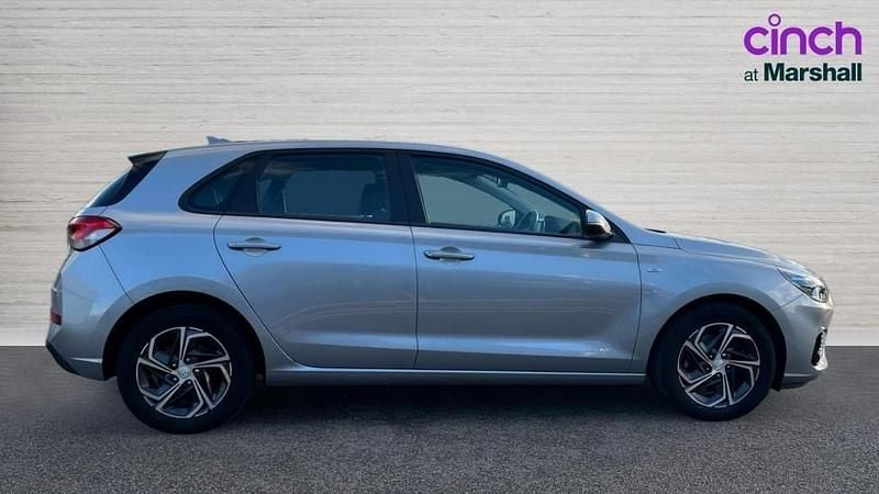 Used Hyundai i30 SE 120 HP (88 kW) 2023 Silver Hatchback