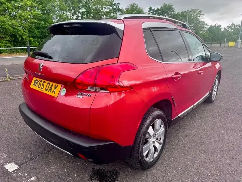 Used Peugeot 2008 Allure 92 HP (67 kW) 2015 Red SUV