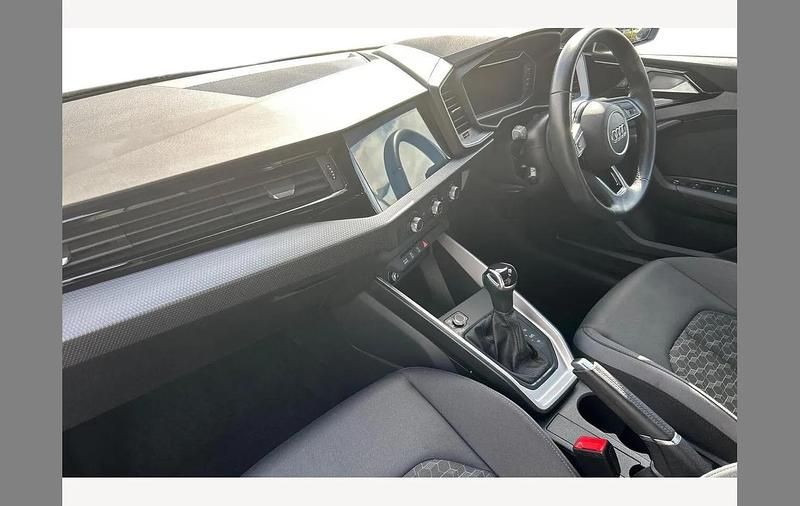 Used Audi A1 Sport 110 HP (80 kW) 2022 Black SUV