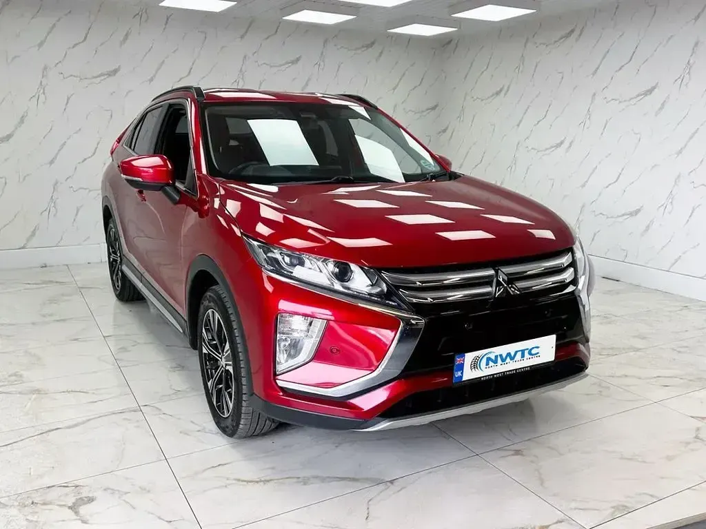Used Mitsubishi Eclipse Cross 163 HP (119 kW) 2019 Red SUV