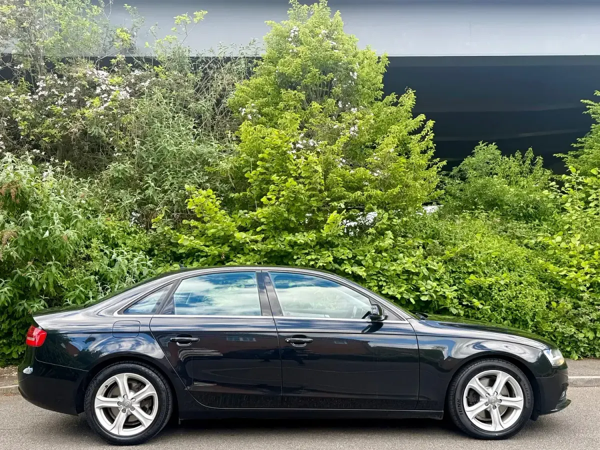 Used Audi A4 2013 Black Sedan