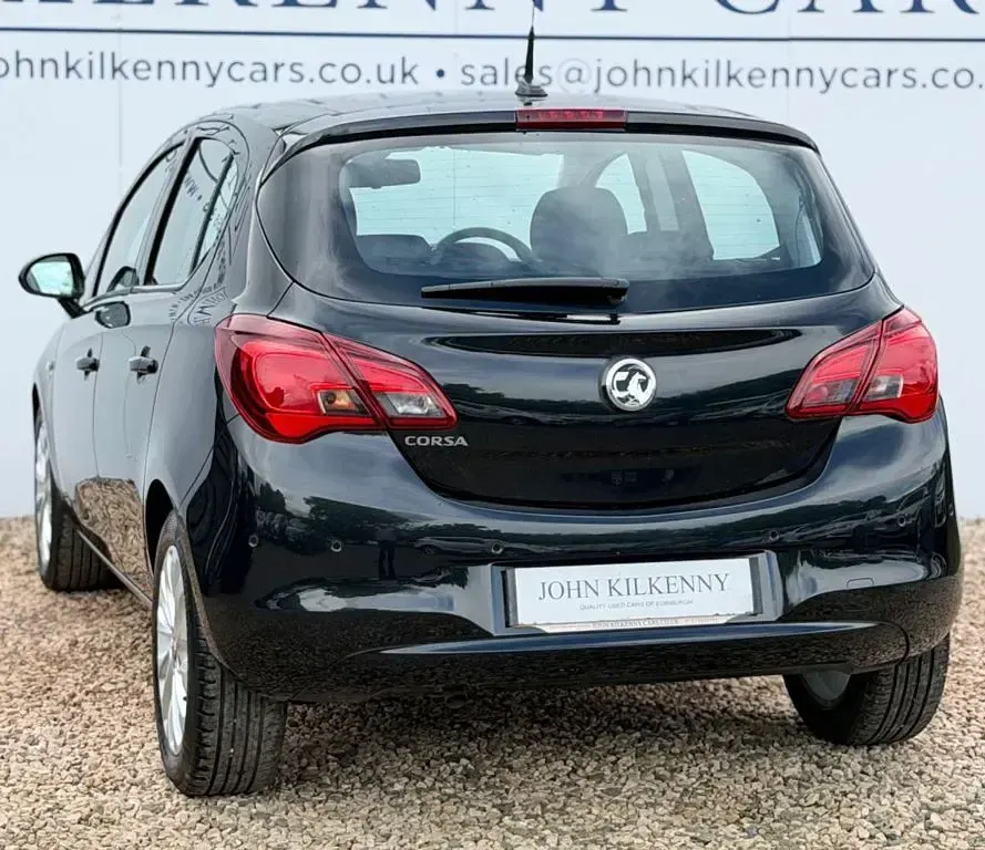 Used Vauxhall Corsa 90 HP (66 kW) 2015 Black Hatchback