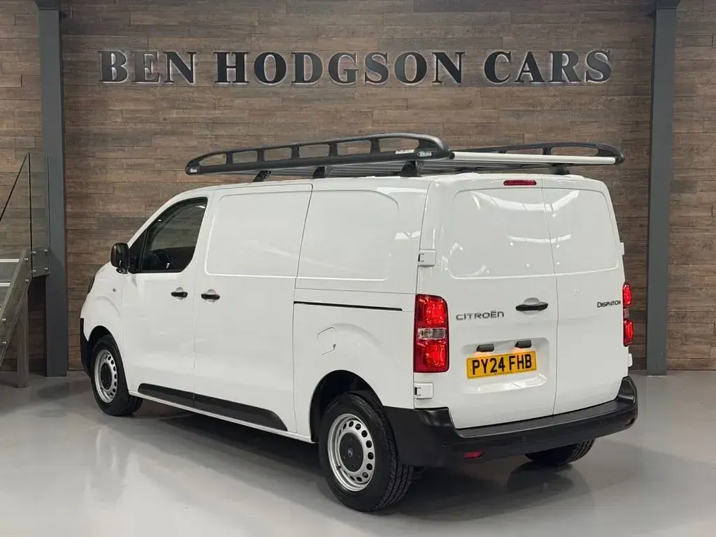 Used Citroën Dispatch 145 HP (106 kW) 2024 White MPV