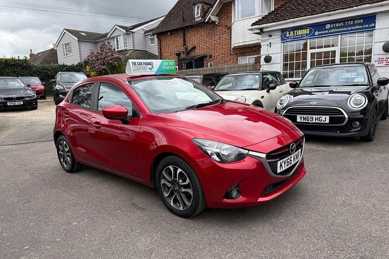 Begagnad Mazda 2 Inclusive 90 HK (66 kW) 2016