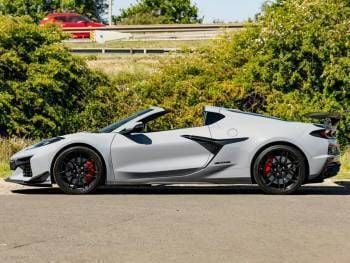 Used Chevrolet Corvette 646 HP (475 kW) 2024 Grey Coupe