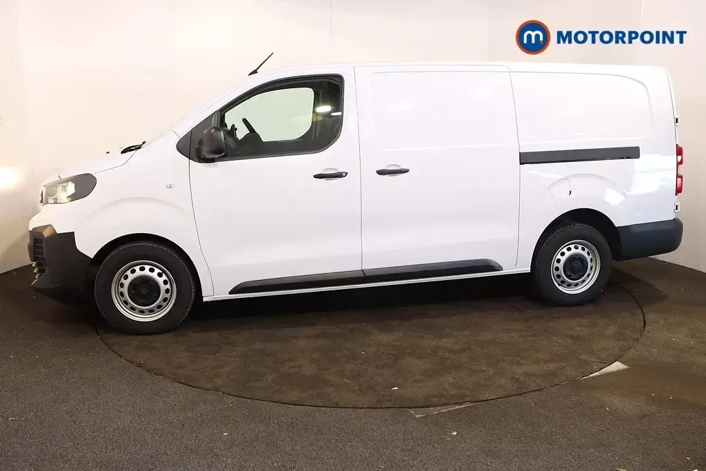 Second-hand Peugeot Expert 2025 Alb Van