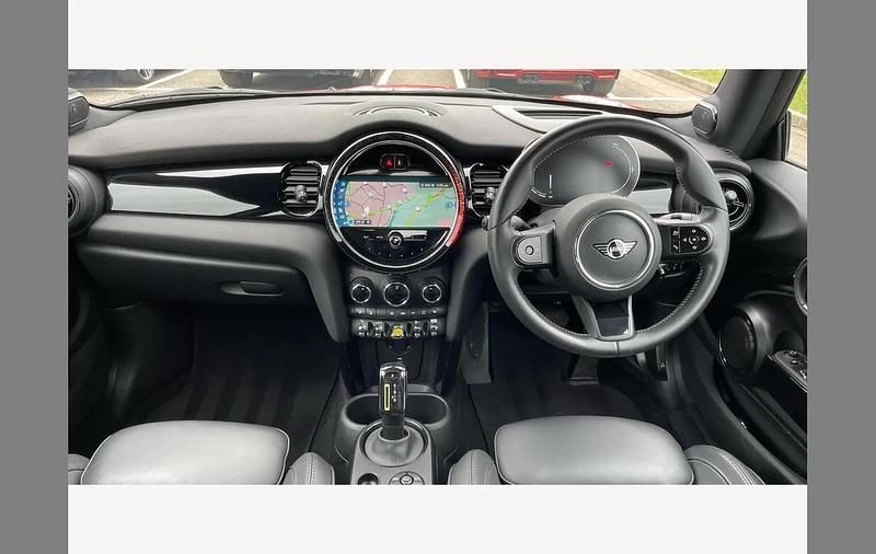 Gebraucht Mini Cooper S Level 3 135 kW (184 PS) 2023 Rot Kleinwagen