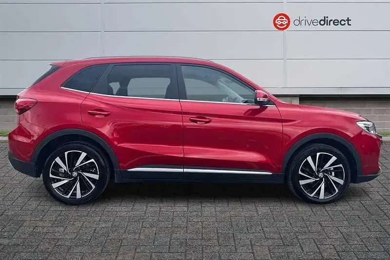 Used MG ZS Trophy 196 HP (144 kW) 2025 Red SUV