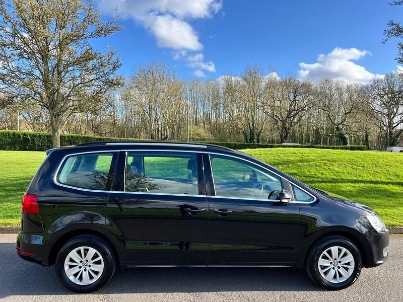 Used VW Sharan SE 140 HP (102 kW) 2014 Black MPV