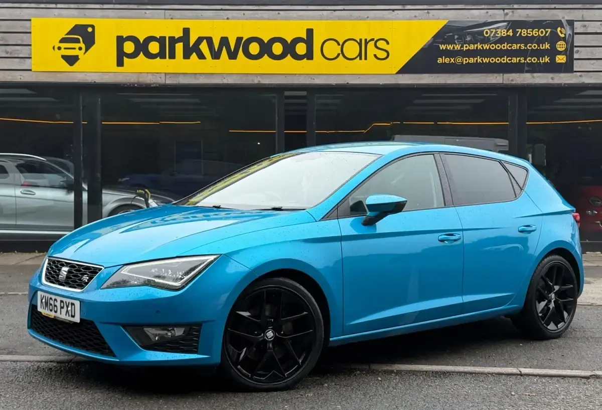 Used Seat Leon FR 180 HP (132 kW) 2016 Blue Hatchback