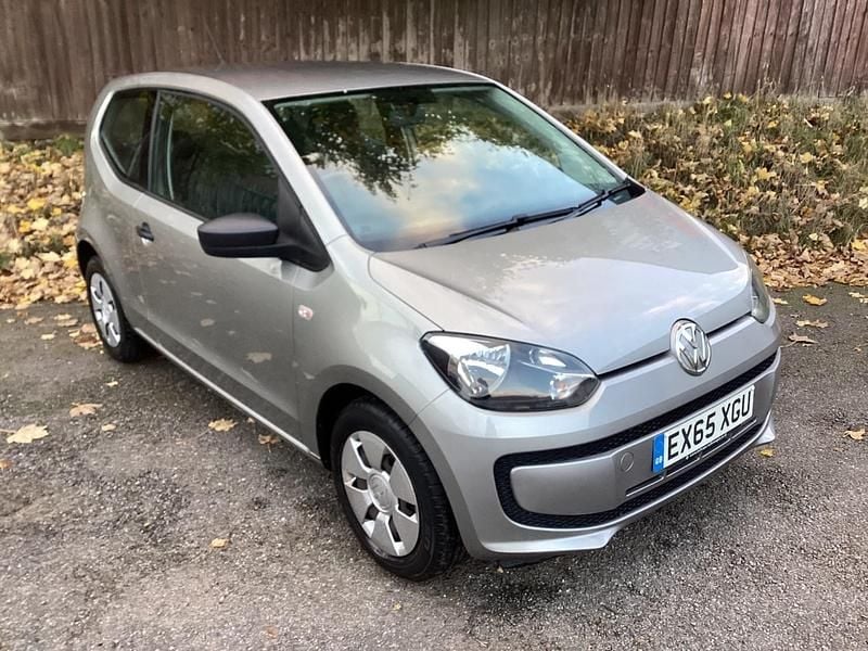 Used VW up! take up! 60 HP (44 kW) 2015 Silver Hatchback