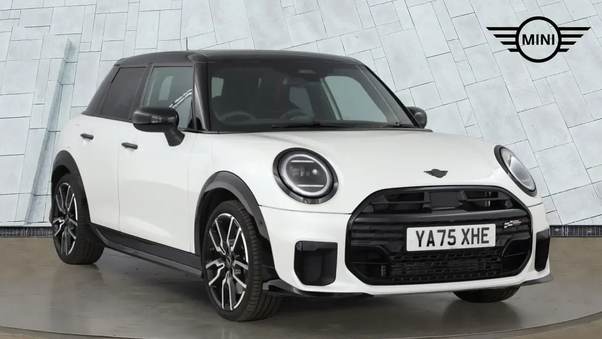 Used Mini Cooper Sport 114 kW (156 HP) 2026 Hatchback