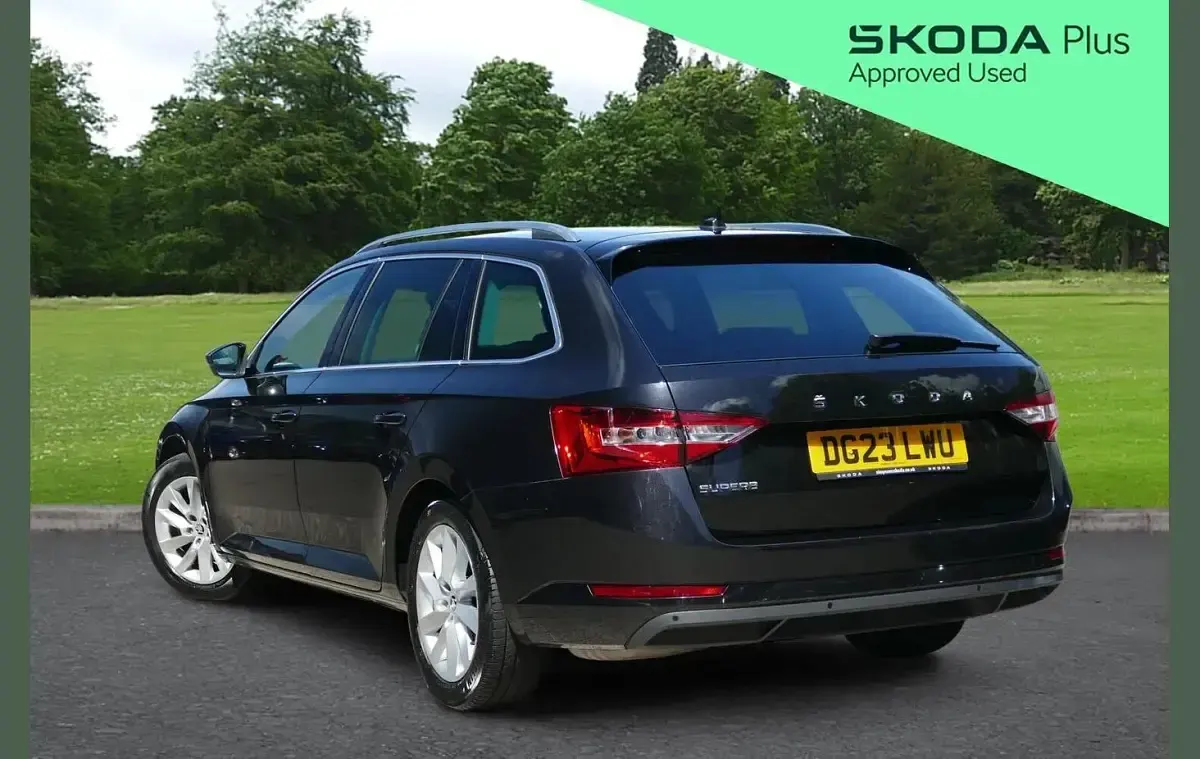Used Skoda Superb SE Technology 160 HP (117 kW) 2023 Black magic pearl effect Estate