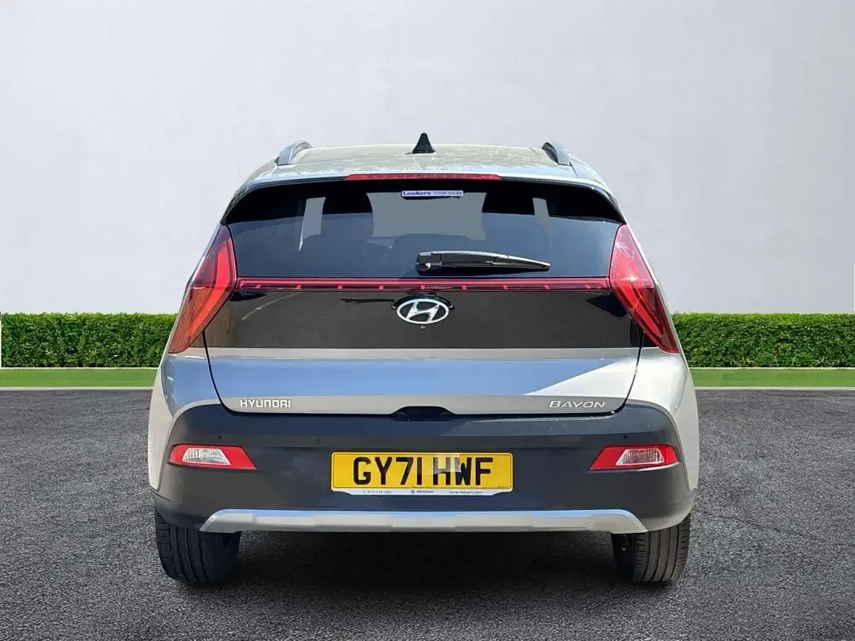 Used Hyundai Bayon Premium 100 HP (73 kW) 2022 Brown SUV