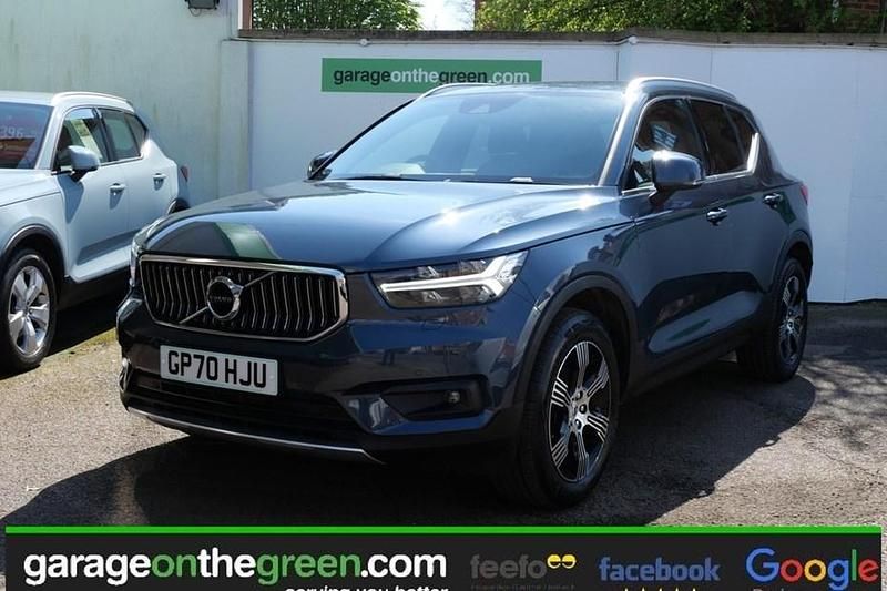 Denim blue metallic Used 2020 Volvo XC40 Inscription SUV | £22,995 (Good price) - Image 1/1
