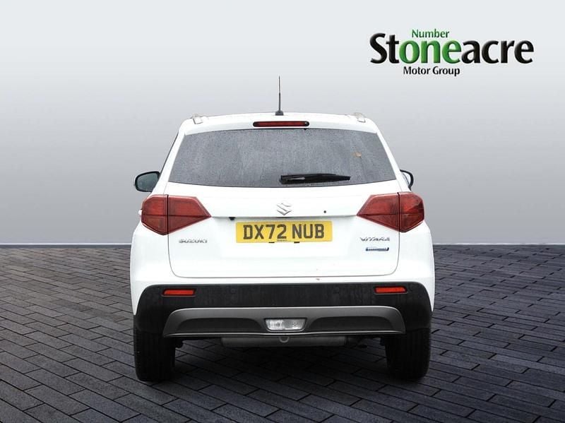 Used Suzuki Vitara SZ5 129 HP (94 kW) 2022 White Hatchback