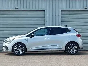 Used Renault Clio RS Line 90 HP (66 kW) 2023 Silver Hatchback