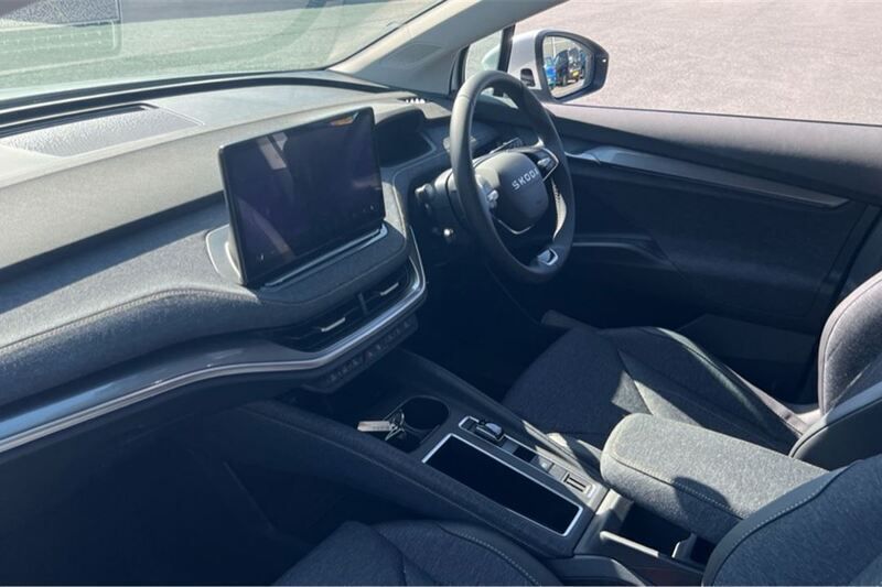 Image 2/4