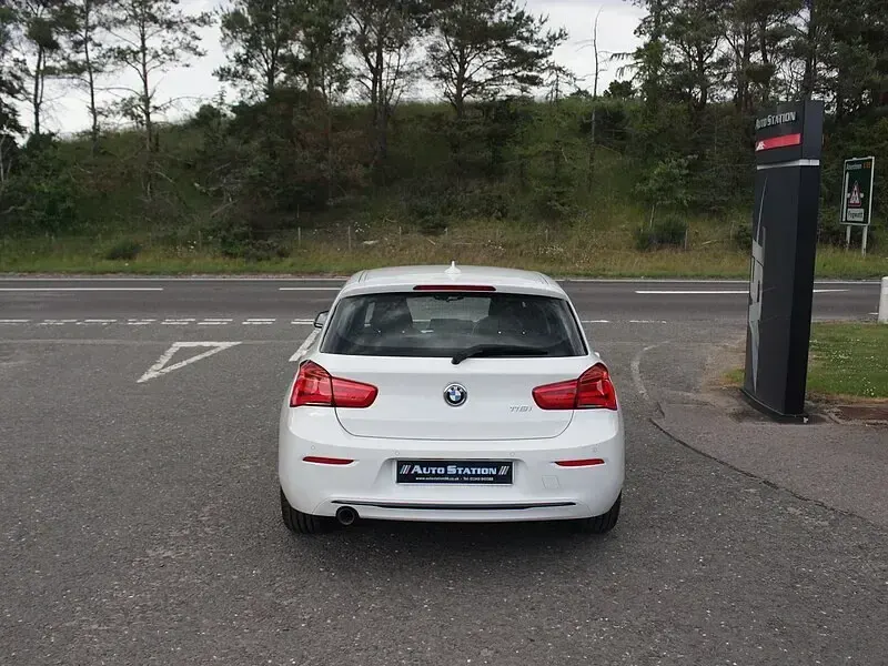 Used BMW 118 Sport Line 2019 White Hatchback