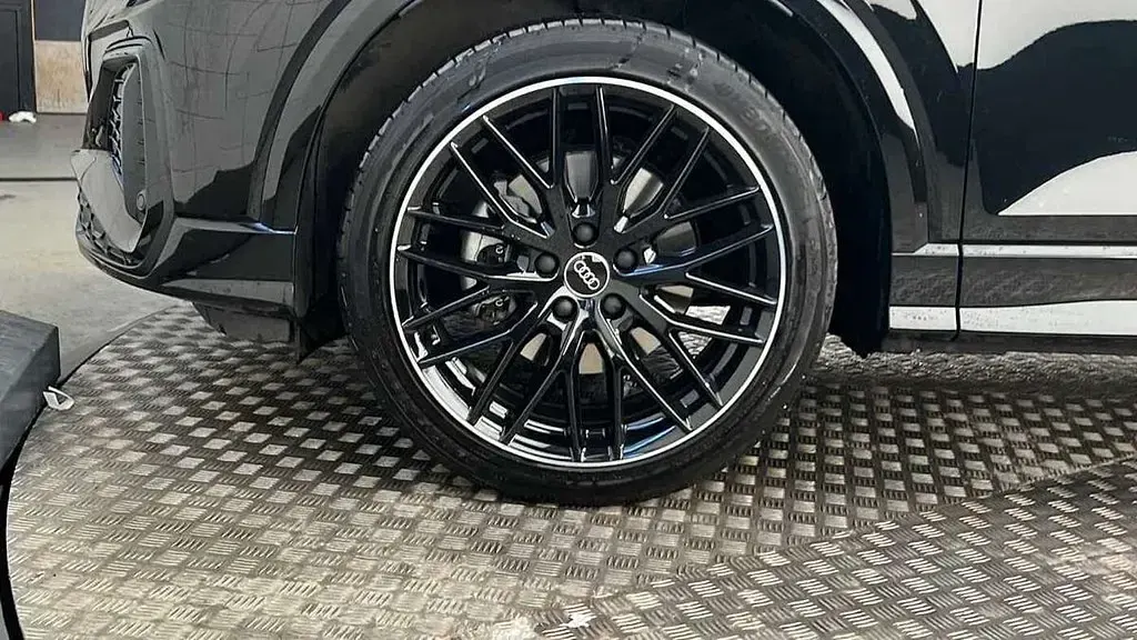 Second-hand Audi Q2 Black Edition 2025 SUV