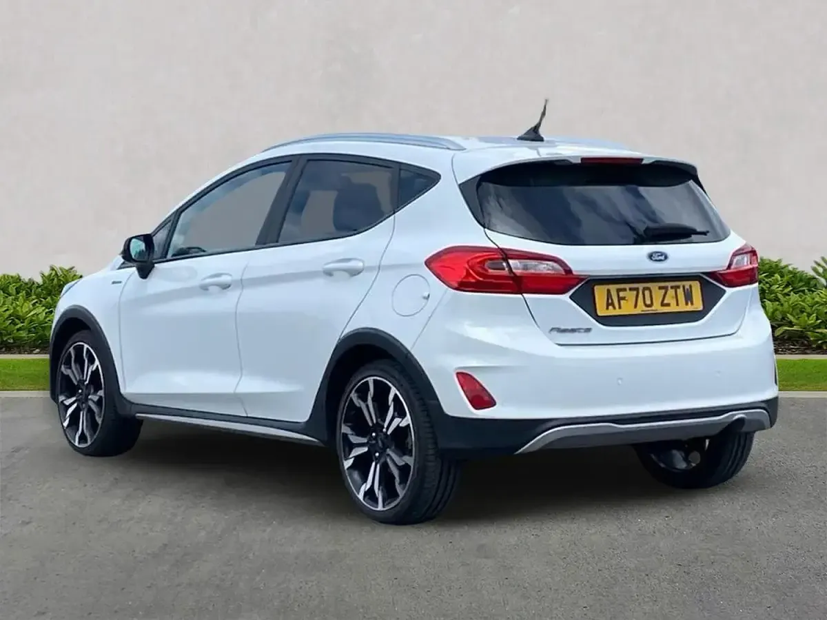 Used Ford Fiesta Active X 125 HP (91 kW) 2020 White Hatchback