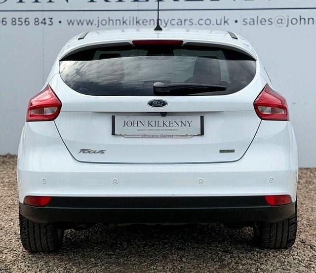 Usado Ford Focus Titanium X 125 HP (91 kW) 2017 Branco Citadino