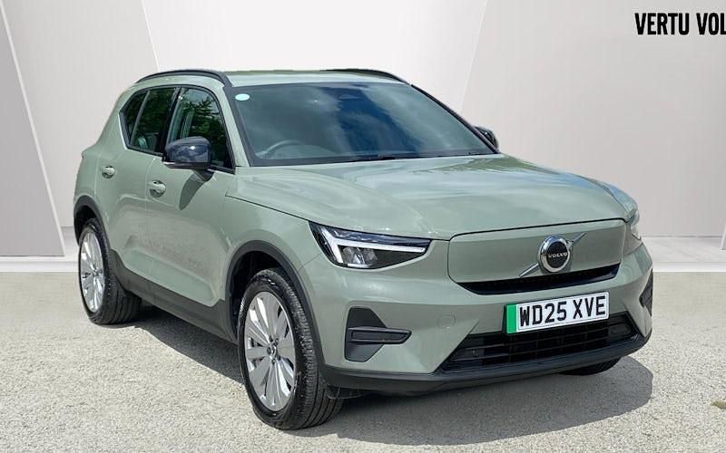 Used 2025 Volvo EX40 Core SUV | £33,816 (Super price) - Image 1/4