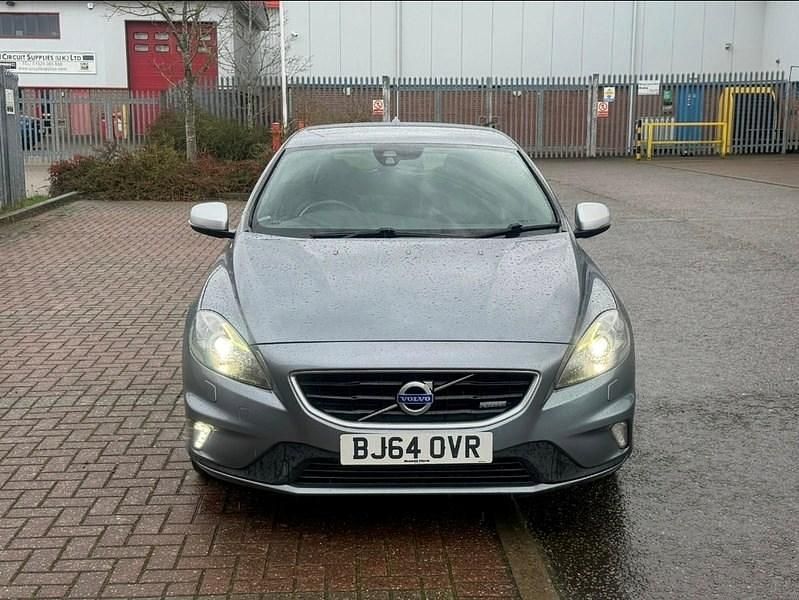 Used Volvo V40 R-Design 190 HP (139 kW) 2014 Grey Hatchback