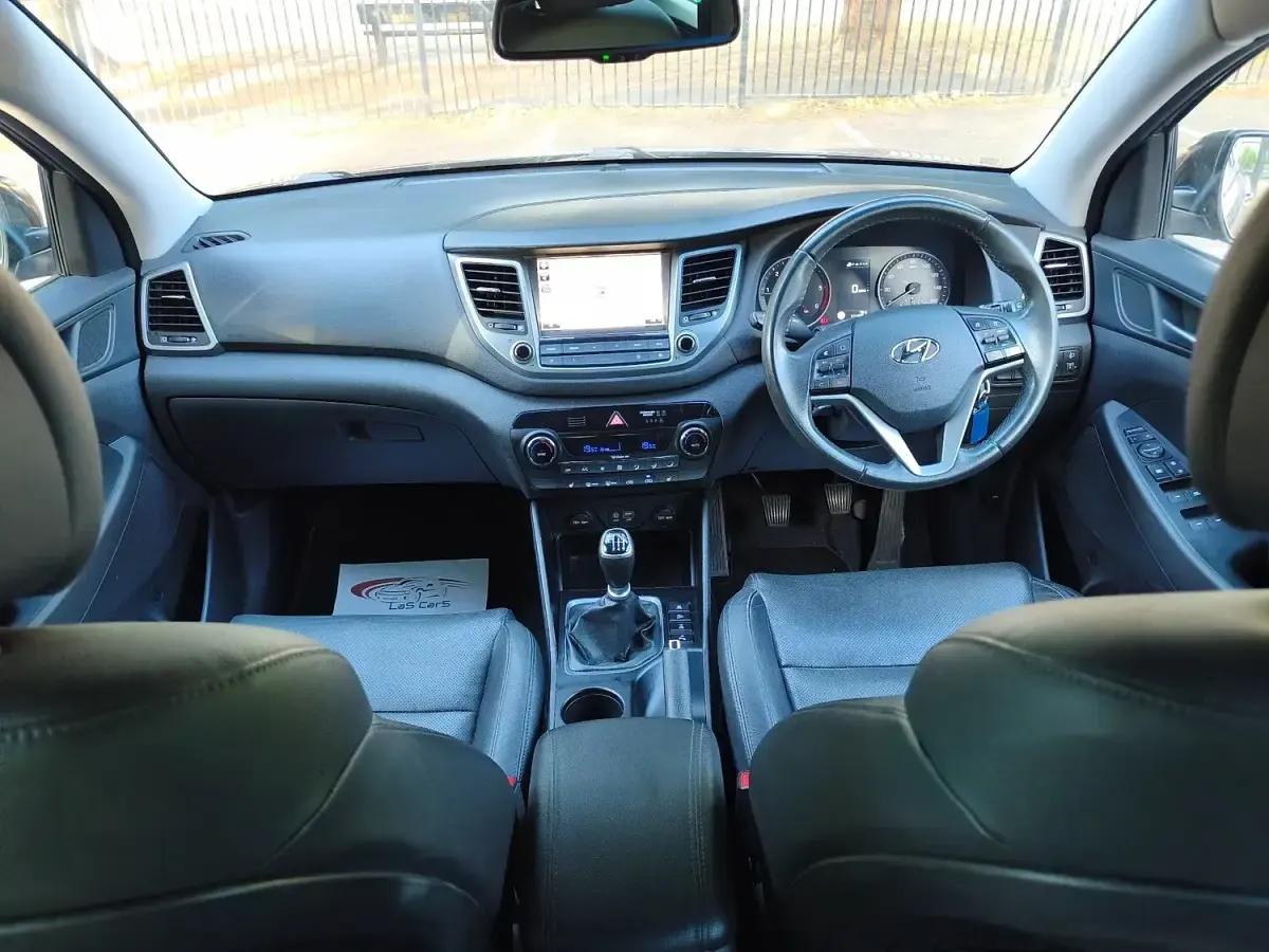 Used Hyundai Tucson Premium 134 HP (98 kW) 2017 Grey SUV