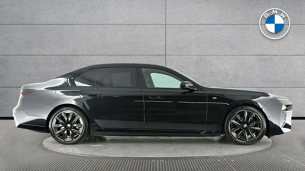 Used BMW i7 M Sport 330 kW (449 HP) 2024 Black Sedan