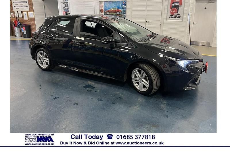 Black Used 2022 Toyota Corolla Estate | £14,498 (Super price) - Image 1/4