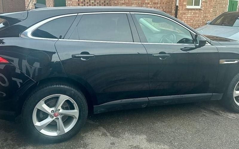 Used Jaguar F-Pace Prestige 163 HP (119 kW) 2020 SUV