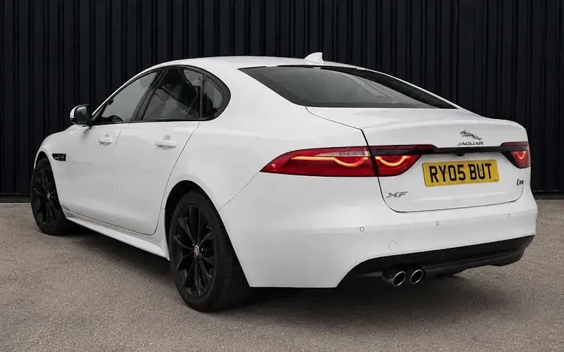 Used Jaguar XF R-Sport 179 HP (131 kW) 2020 Sedan