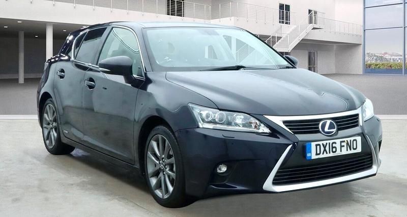 Used Lexus CT200h 136 HP (100 kW) 2016 Black Hatchback