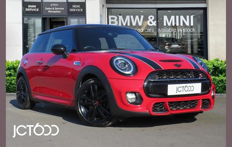 Used Mini Cooper S Sport 188 HP (138 kW) 2021 Red Hatchback