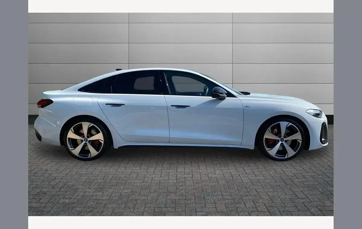 Nowe Audi A5 Comfort 204 KM (150 kW) 2026 Biały Sedan/Limuzyna