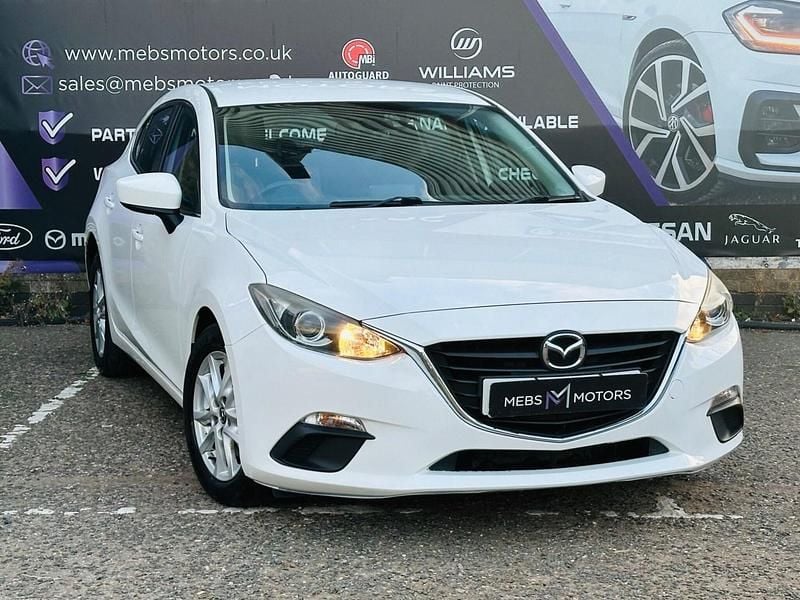 White Used 2015 Mazda 3 Hatchback | £4,750 (Good price) - Image 1/3