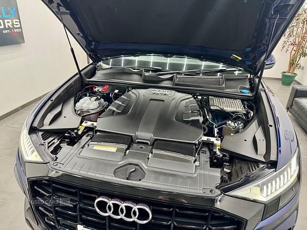 Used Audi Q8 S-Line 286 HP (210 kW) 2019 Blue SUV