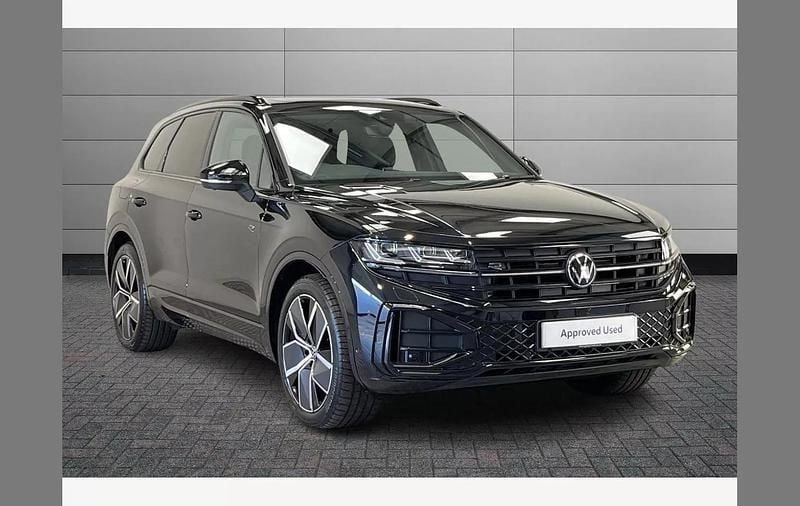 Grenadilla black Used 2024 VW Touareg Black Edition SUV | £50,490 (Fair price) - Image 1/4