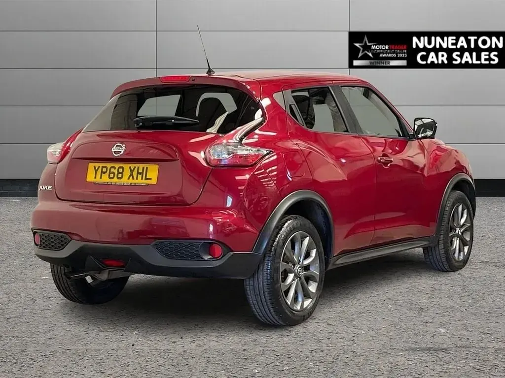 Begagnad Nissan Juke Tekna 117 HK (86 kW) 2019 Röd SUV