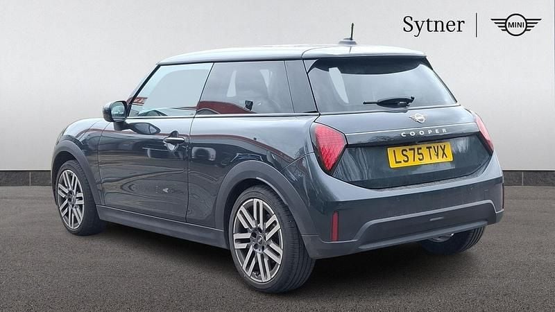 Used Mini Cooper Hatch 113 kW (154 HP) 2025 Grey Hatchback