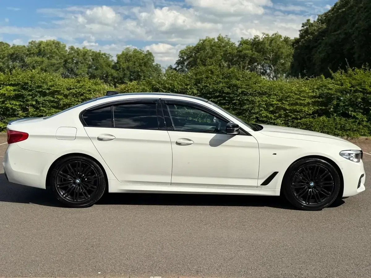 Used BMW 520 M Sport 187 HP (137 kW) 2019 White Sedan