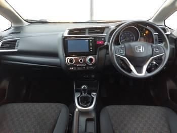 Used Honda Jazz SE 102 HP (75 kW) 2017 Grey Hatchback