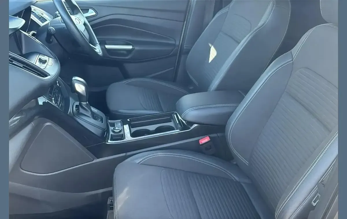 Gebraucht Ford Kuga Titanium 117 PS (86 kW) 2019 Silber SUV